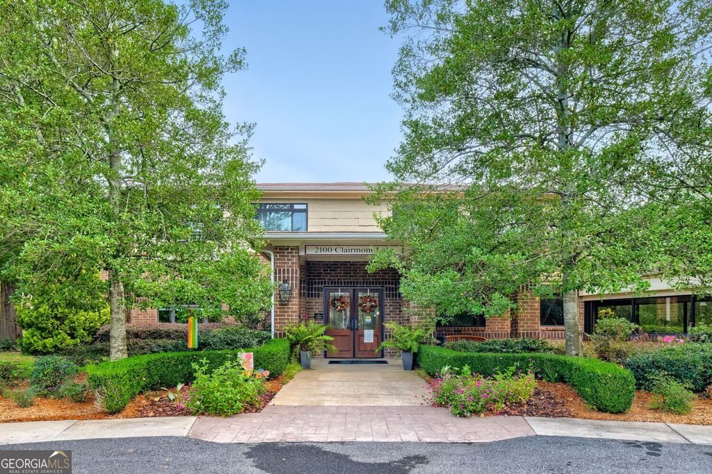 1800 Clairmont Lake 218, Decatur, GA 30033 — photo 2