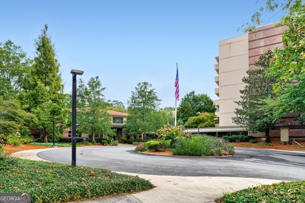 1800 Clairmont Lake 218, Decatur, GA 30033 — photo 3