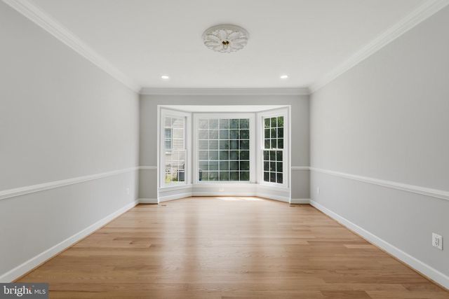 2053 GEORGE WASHINGTON RD, Vienna, VA 22182