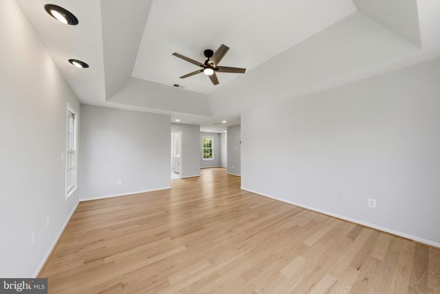 2053 GEORGE WASHINGTON RD, Vienna, VA 22182