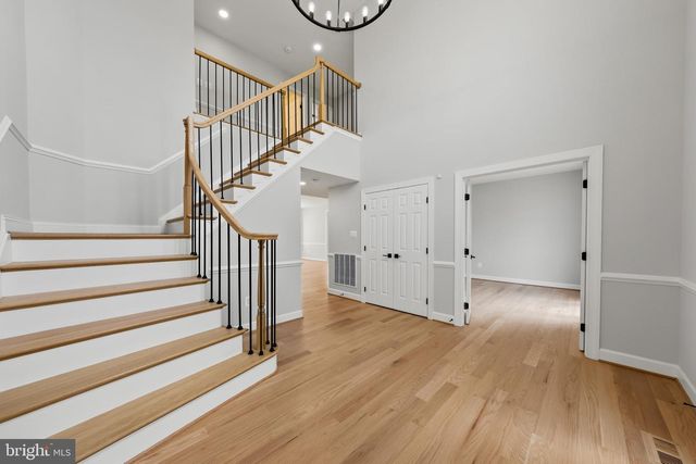 2053 GEORGE WASHINGTON RD, Vienna, VA 22182