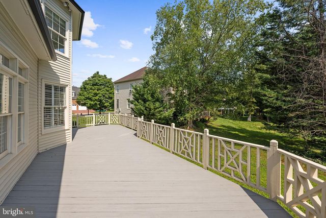 2053 GEORGE WASHINGTON RD, Vienna, VA 22182