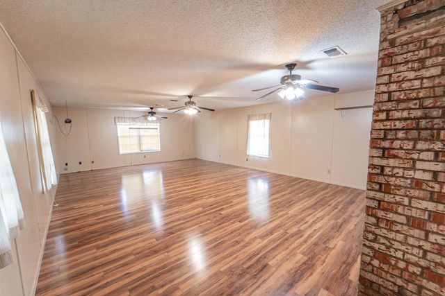 2410 Sha Lane, Breckenridge, TX 76424