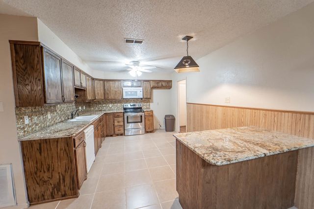 2410 Sha Lane, Breckenridge, TX 76424