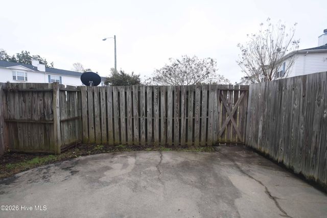 3903 Sterling Pointe Drive Pp2, Winterville, NC 28590