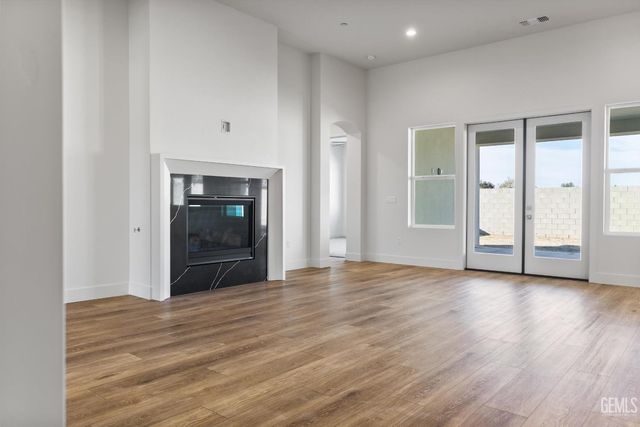 13507 Velma Pearl Way, Bakersfield, CA 93314