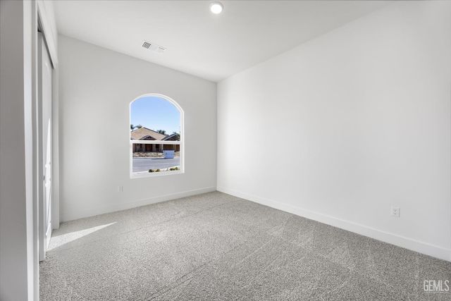 13507 Velma Pearl Way, Bakersfield, CA 93314