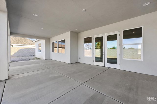 13507 Velma Pearl Way, Bakersfield, CA 93314