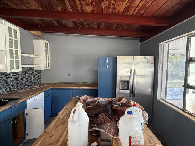 222 W WENTWORTH STREET, Englewood, FL 34223