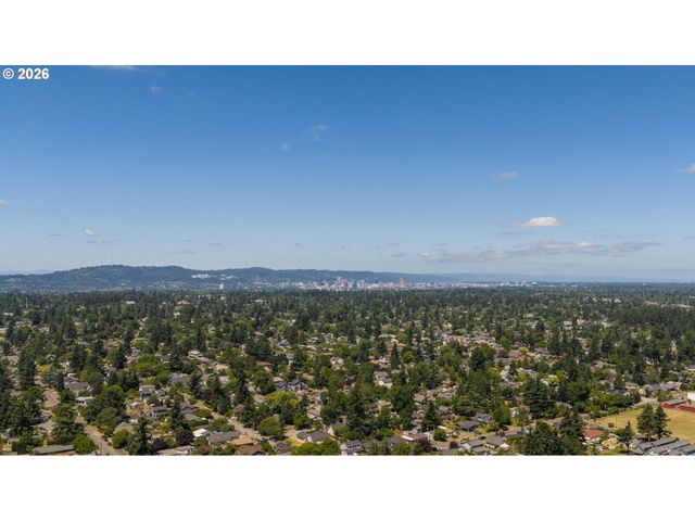8911 Se HENDERSON St, Portland, OR 97266