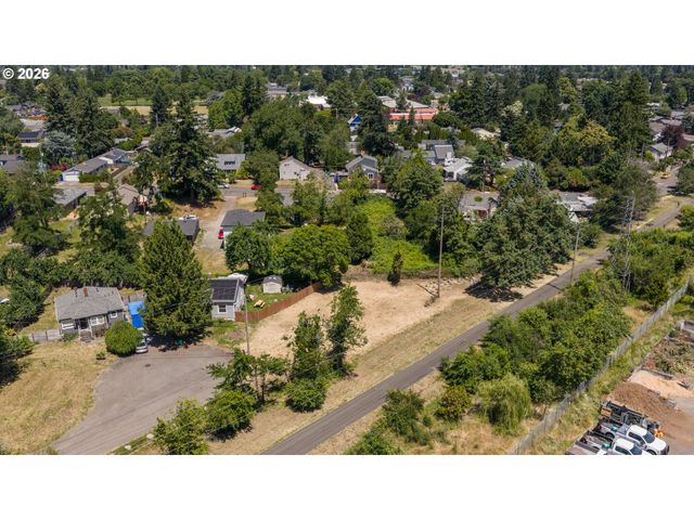8911 Se HENDERSON St, Portland, OR 97266