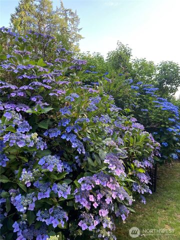 6602 Cromwell Beach Drive NW, Gig Harbor, WA 98335