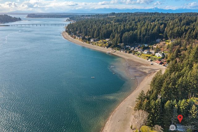 6602 Cromwell Beach Drive NW, Gig Harbor, WA 98335