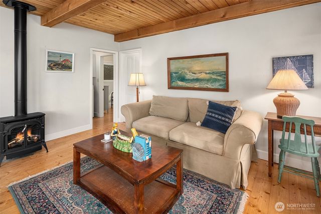 6602 Cromwell Beach Drive NW, Gig Harbor, WA 98335