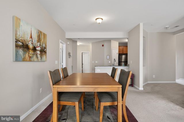 24672 BYRNE MEADOW SQ, Aldie, VA 20105