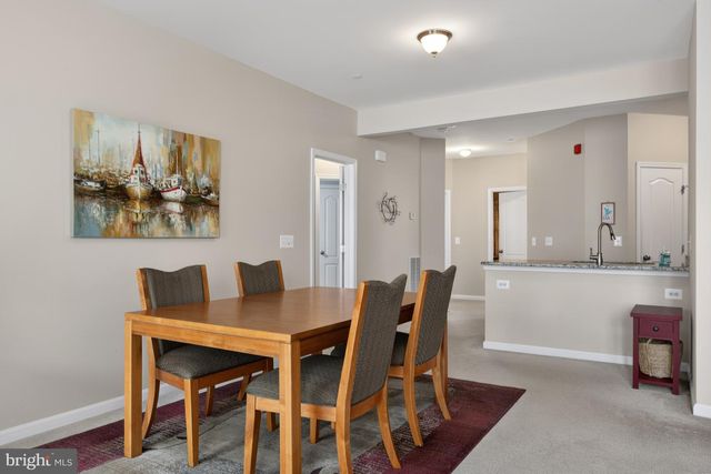 24672 BYRNE MEADOW SQ, Aldie, VA 20105