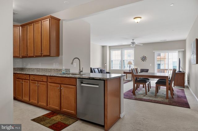 24672 BYRNE MEADOW SQ, Aldie, VA 20105