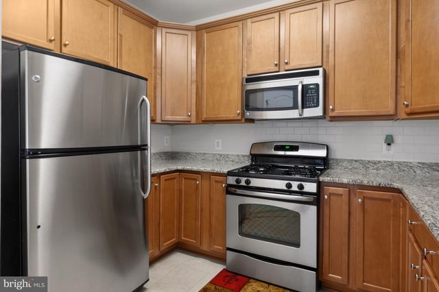 24672 BYRNE MEADOW SQ, Aldie, VA 20105