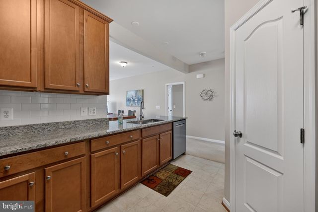 24672 BYRNE MEADOW SQ, Aldie, VA 20105