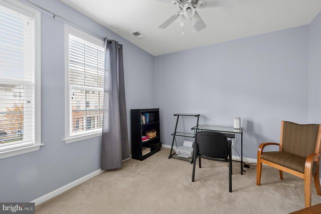 24672 BYRNE MEADOW SQ, Aldie, VA 20105