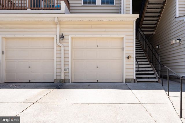 24672 BYRNE MEADOW SQ, Aldie, VA 20105