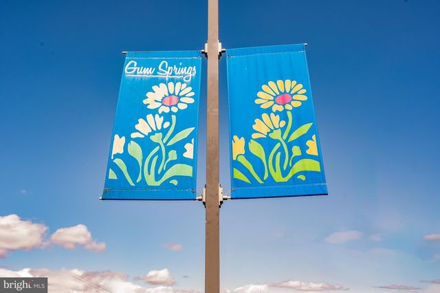 24672 BYRNE MEADOW SQ, Aldie, VA 20105