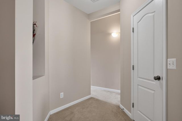 24672 BYRNE MEADOW SQ, Aldie, VA 20105