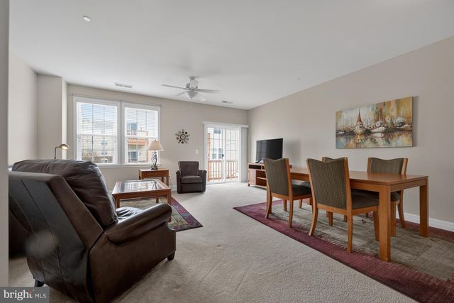 24672 BYRNE MEADOW SQ, Aldie, VA 20105