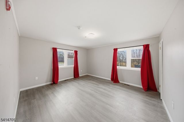 240 Longhouse Dr, West Milford Twp., NJ 07421