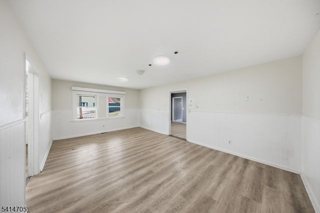 240 Longhouse Dr, West Milford Twp., NJ 07421