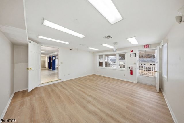 240 Longhouse Dr, West Milford Twp., NJ 07421