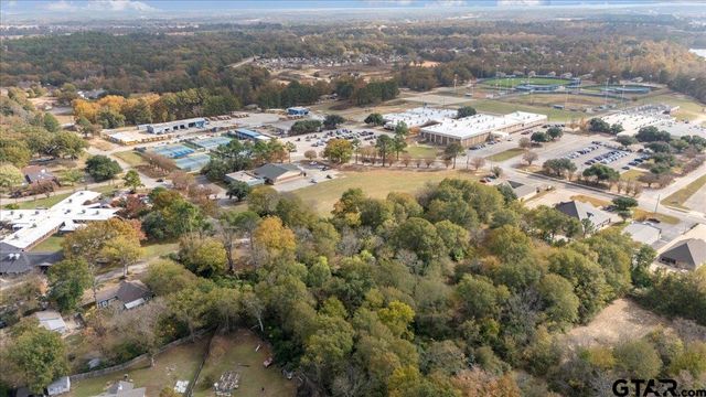 511 Baker Street, Lindale, TX 75771