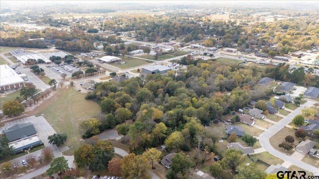 511 Baker Street, Lindale, TX 75771