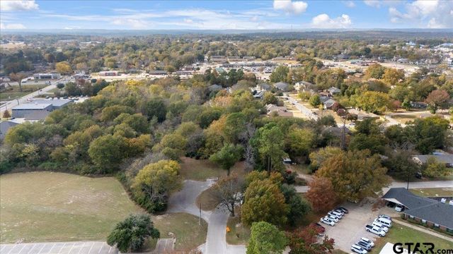 511 Baker Street, Lindale, TX 75771