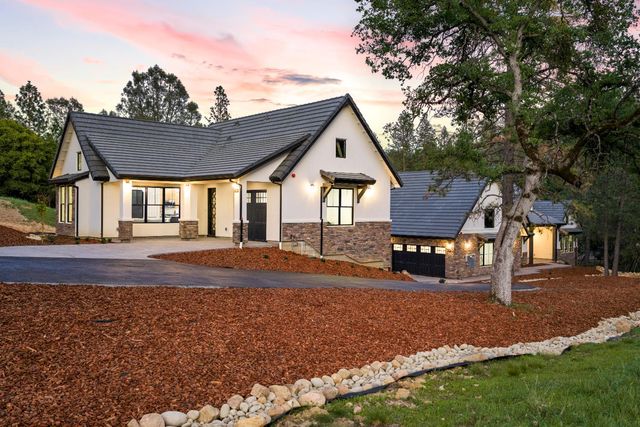 15010 Grand Knoll Dr, Meadow Vista, CA 95722