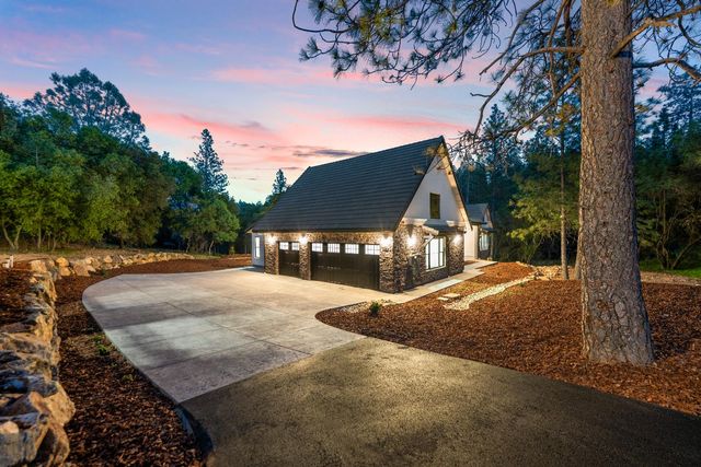 15010 Grand Knoll Dr, Meadow Vista, CA 95722