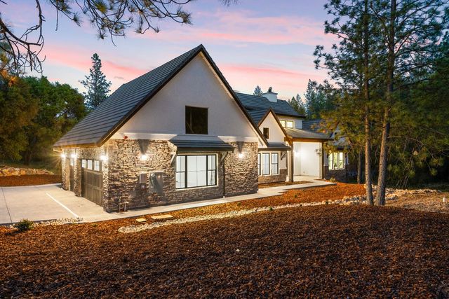 15010 Grand Knoll Dr, Meadow Vista, CA 95722