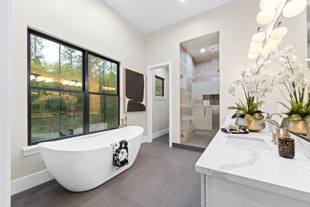 15010 Grand Knoll Dr, Meadow Vista, CA 95722