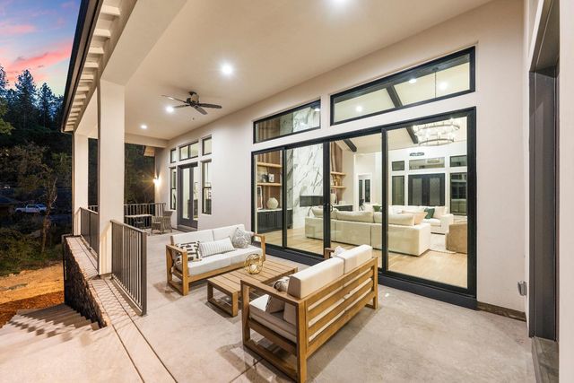 15010 Grand Knoll Dr, Meadow Vista, CA 95722