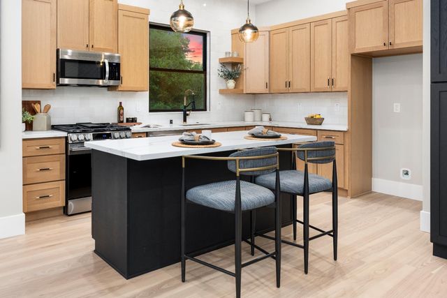 15010 Grand Knoll Dr, Meadow Vista, CA 95722