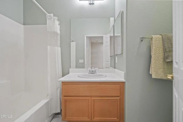 1800 E Lakeshore Drive 1306, Lake Elsinore, CA 92530