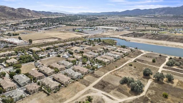 1800 E Lakeshore Drive 1306, Lake Elsinore, CA 92530