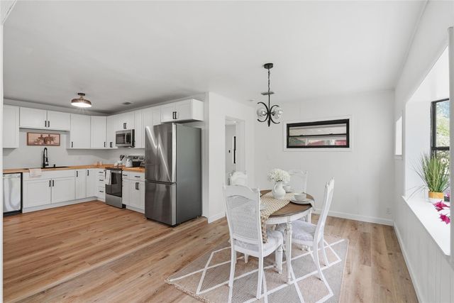 910 NE 24TH STREET, Gainesville, FL 32641
