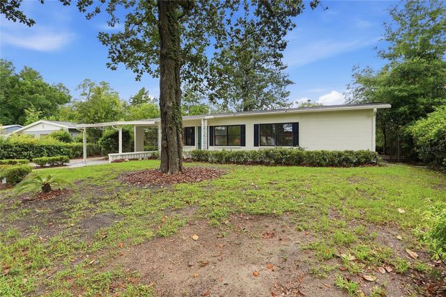 910 NE 24TH STREET, Gainesville, FL 32641