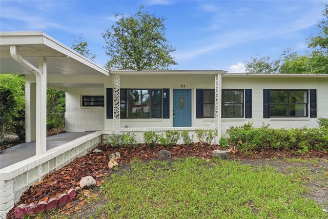 910 NE 24TH STREET, Gainesville, FL 32641
