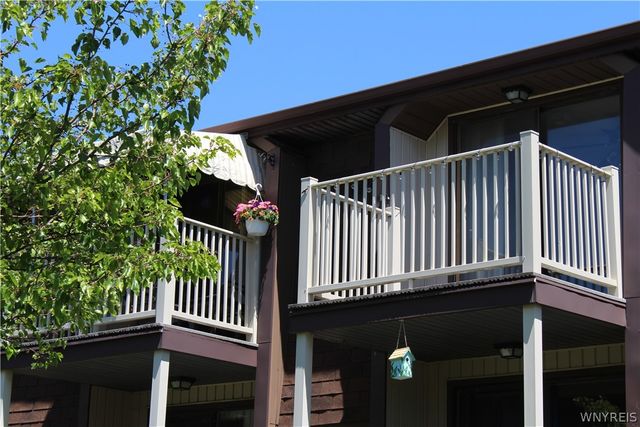 3948 Ridge Lea Road D, Amherst, NY 14228