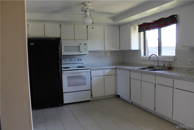 3948 Ridge Lea Road D, Amherst, NY 14228