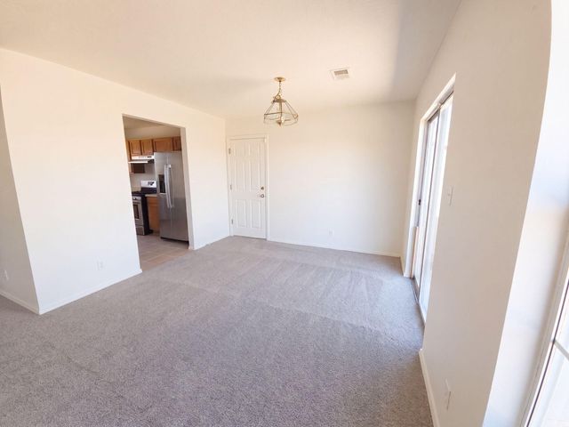 5051 27th Avenue NE, Rio Rancho, NM 87144