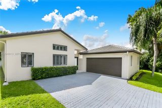 15241 NW 89th Avenue, Miami Lakes, FL 33018