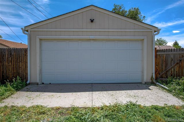 1173 Chester Street, Aurora, CO 80010